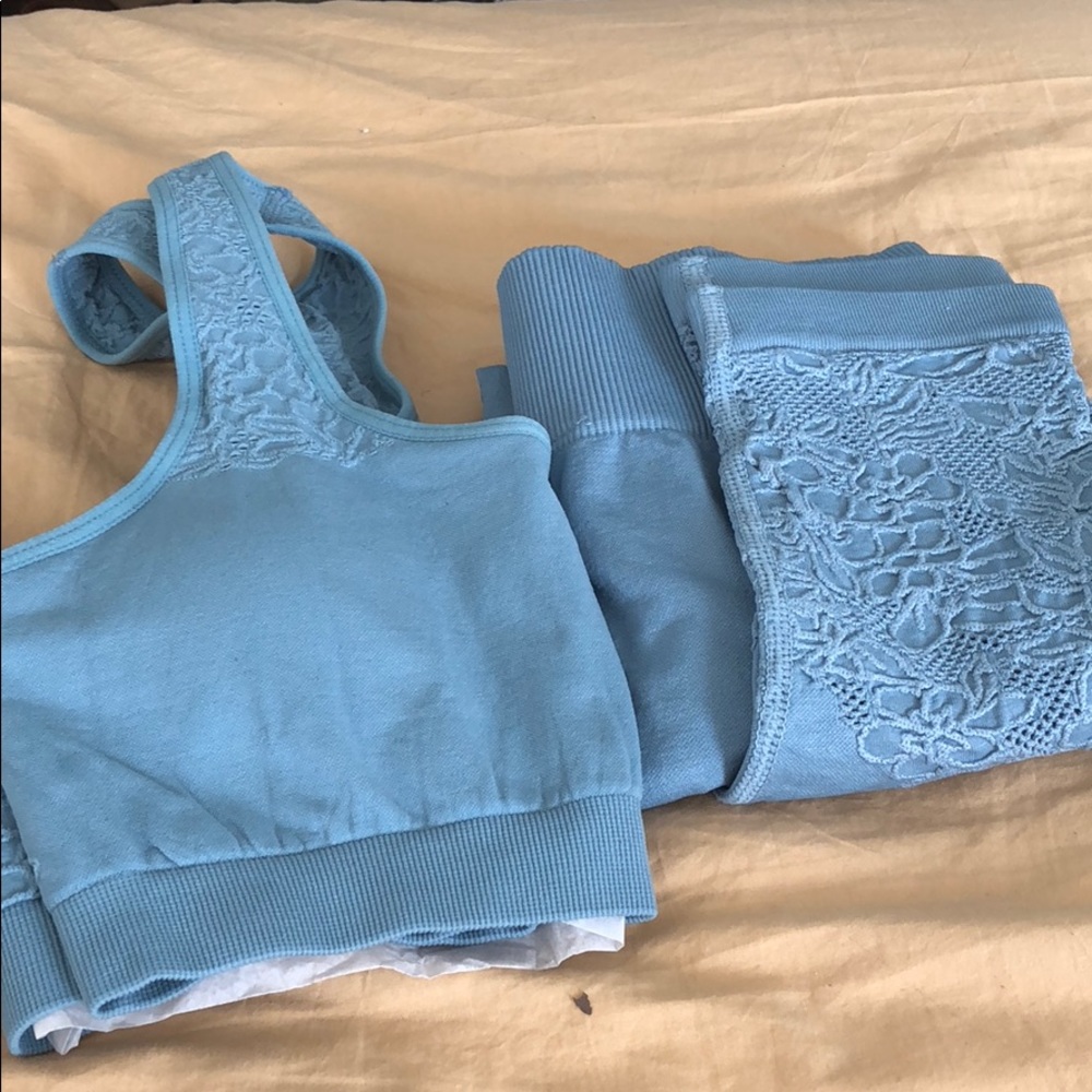 Fabletics matching legging and sports bra